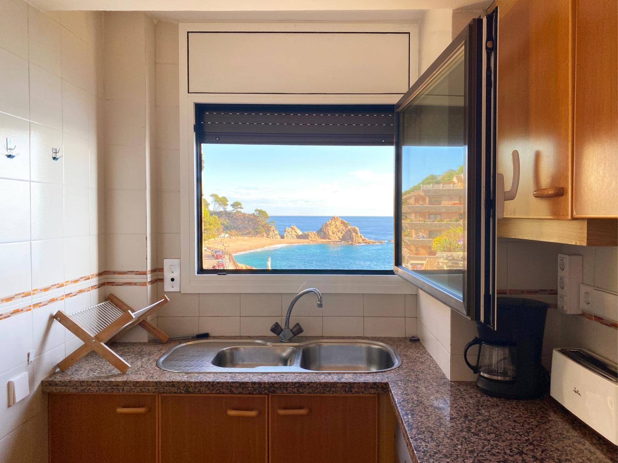 Magnificent Apartment At The Sea Front Of Tossa De Mar Exteriör bild